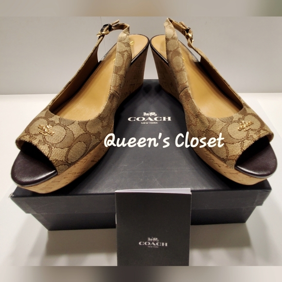 COACH | Ferry Peep Toe Wedge Heel - Picture 2 of 8